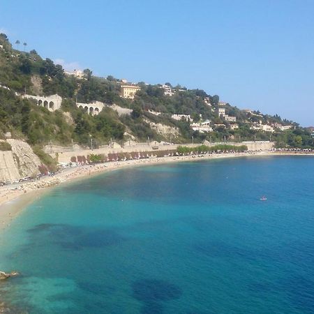 Les Flots Apartment Villefranche-sur-Mer Exterior photo